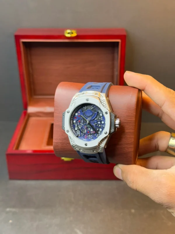 Luxury Skeleton Dial Watch – Blue Rubber Strap